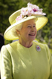 Queen Elizabeth II of the United Kingdom during a 2007 visit to NASA.